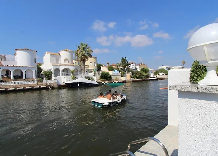 Villa Leon Inmo Estrella - 12313 Empuriabrava